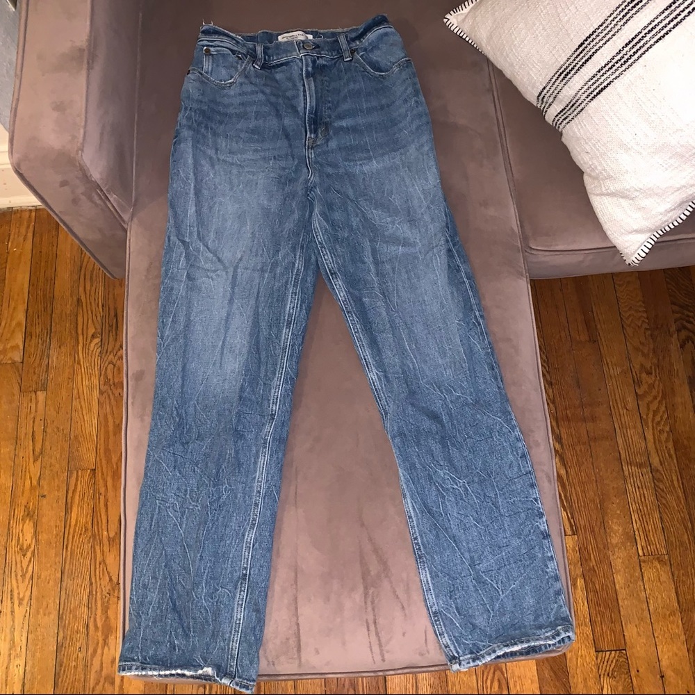 Abercrombie CURVE LOVE The ‘90s Straight Ultra High Rise Jeans